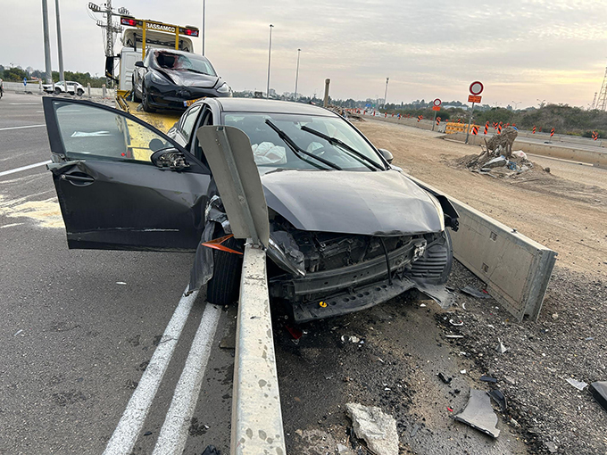 مصرع شاب وإصابة شابة بجراح خطيرة بحادث طرق على شارع 5